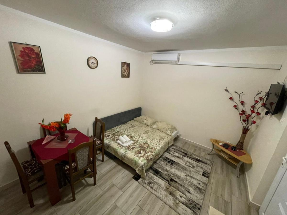 Apartmani Miro Trebinje Buitenkant foto