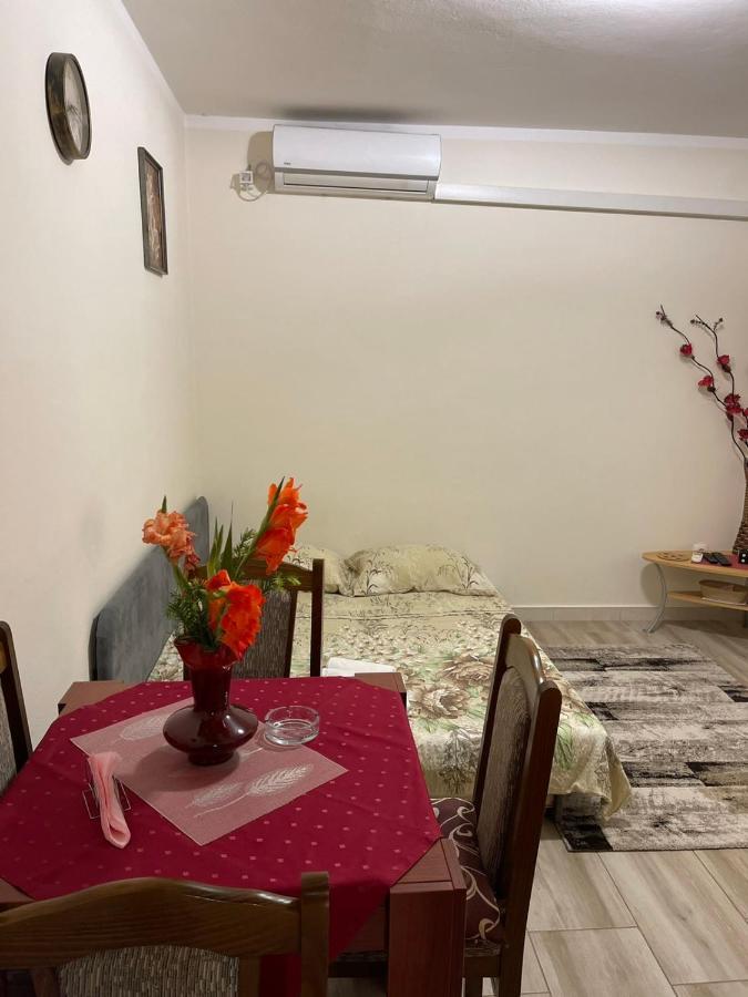 Apartmani Miro Trebinje Buitenkant foto