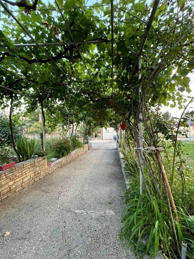 Apartmani Miro Trebinje Buitenkant foto