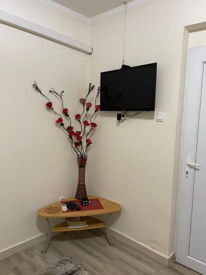 Apartmani Miro Trebinje Buitenkant foto