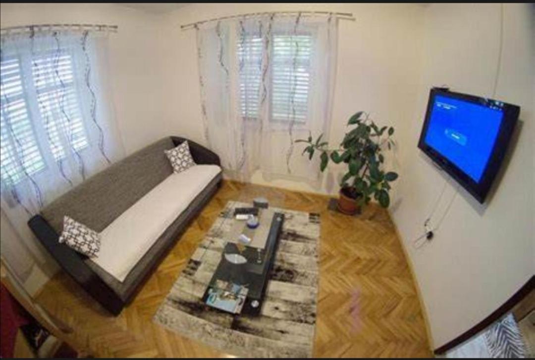 Apartmani Miro Trebinje Buitenkant foto